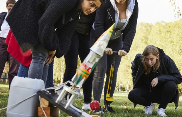 Wasserrakete mit Girlpower