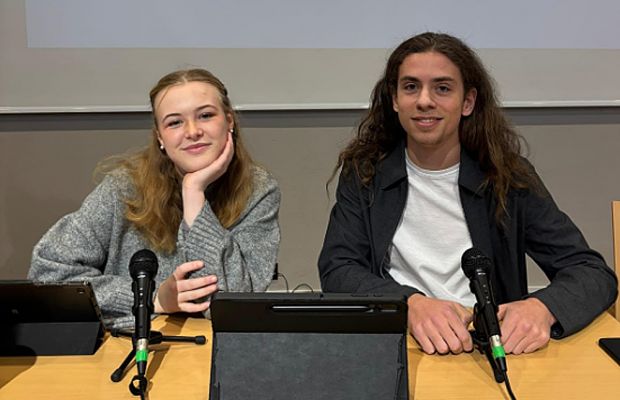 Mozzarellasticks, Turnhalle und Austausch mit dem ASG