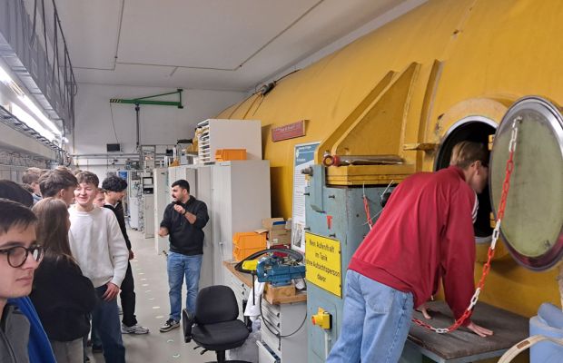 Physik-Lk im Yellow Submarine