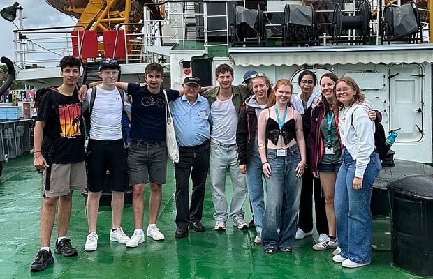 "16 unvergessliche Tage"