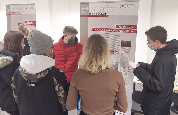 Ausstellung am EMG: Shalom Chaverim