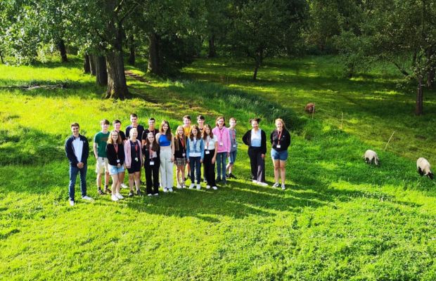 Verschiedene Unendlichkeiten und vieles mehr