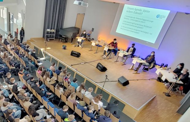 Sichere Zukunft? Jungpolitiker diskutierten am EMG