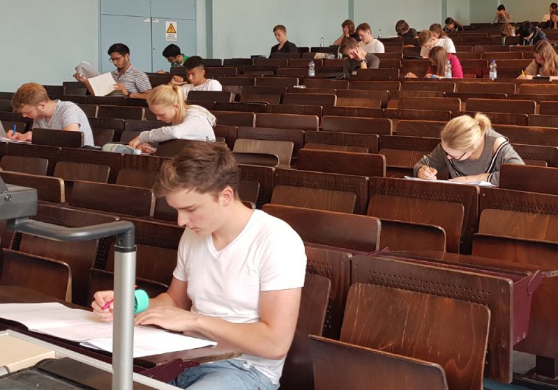 EMG-Nachwuchsmathematiker schnuppern Uni-Niveau