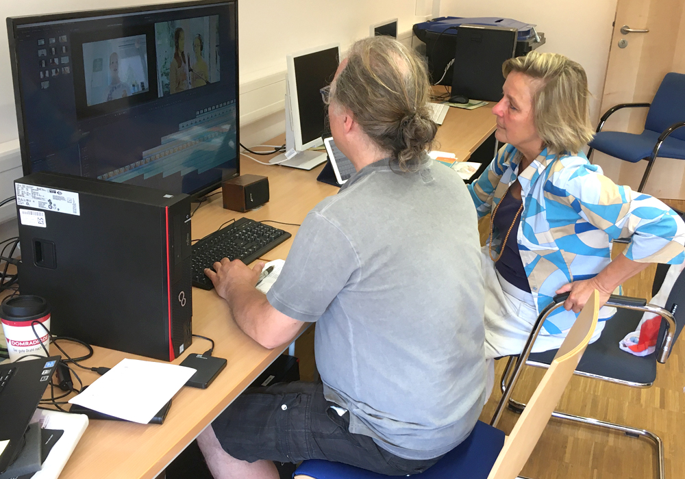 Willkommensgruß vom EMG-Chor