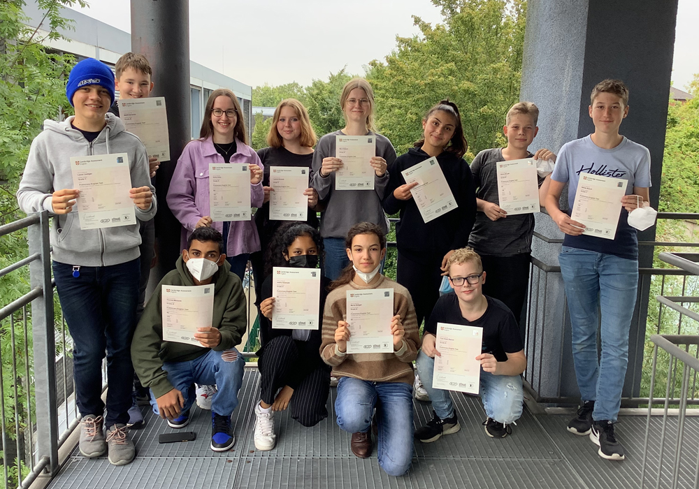 19 Sprachzertifikate fürs EMG