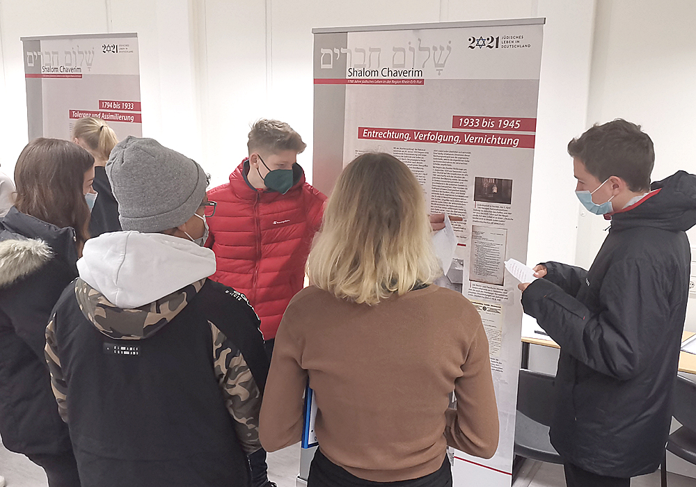 Ausstellung am EMG: Shalom Chaverim