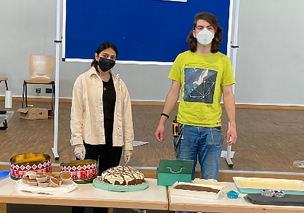 Kuchenverkauf für die Ukraine