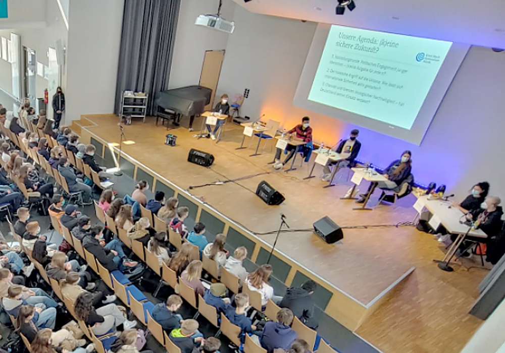 Sichere Zukunft? Jungpolitiker diskutierten am EMG