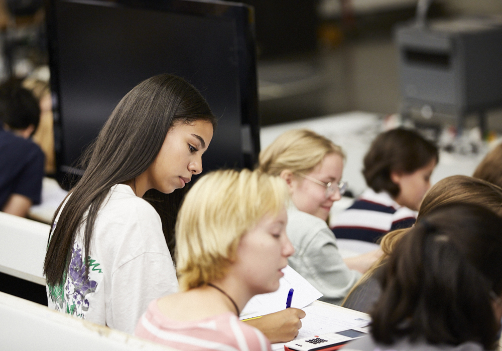 EMG-Physikerinnen an der Uni