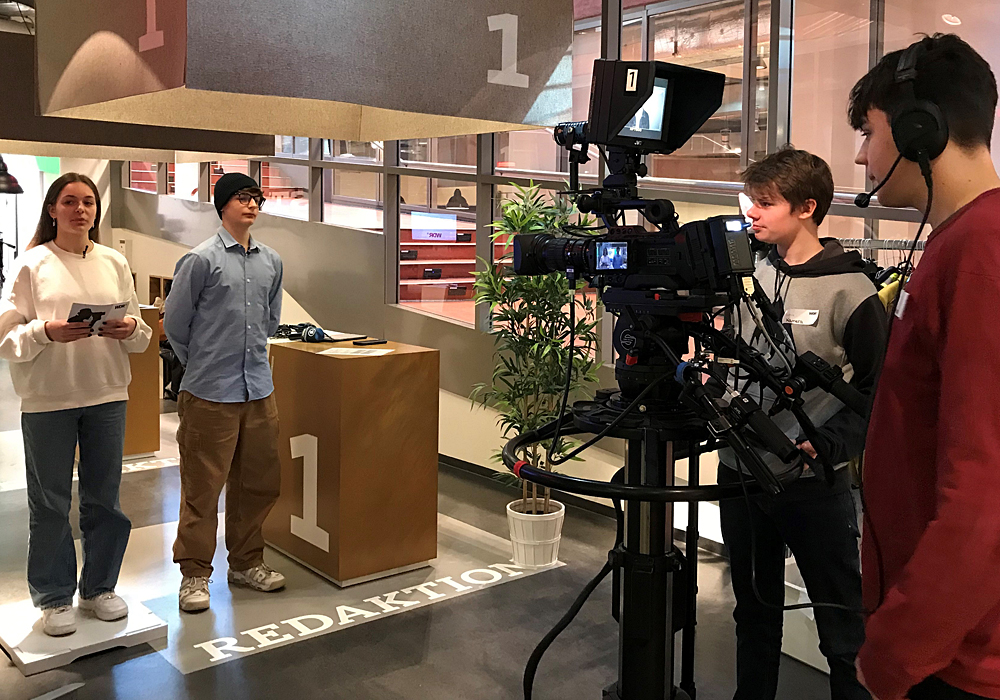 9b produziert Radiosendung beim WDR