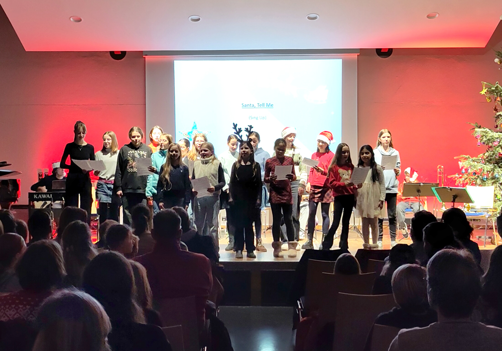 EMG-Musiker verzaubern die Aula