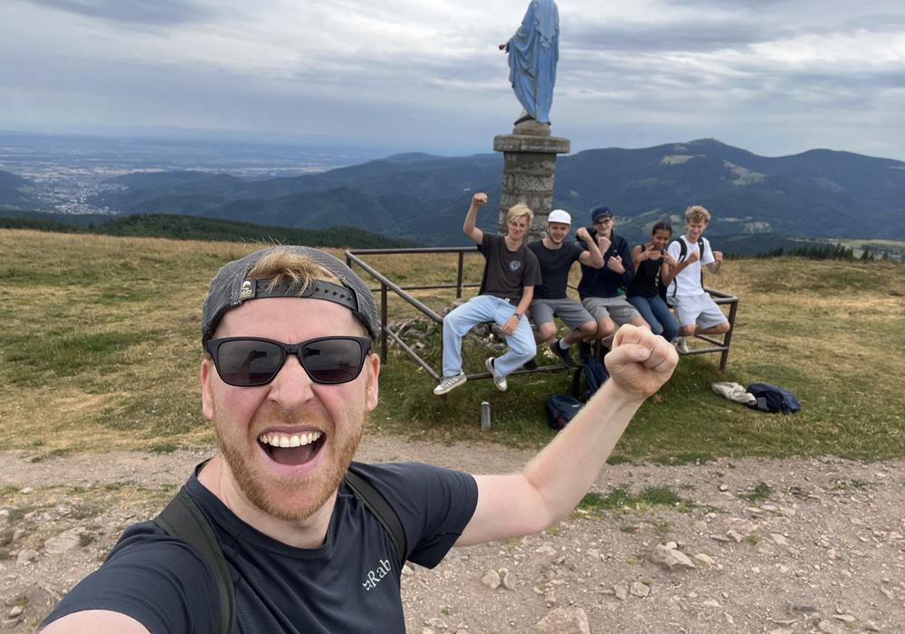 Hürther Gipfelstürmer: EMG-Wanderer erklimmen den Petit Ballon